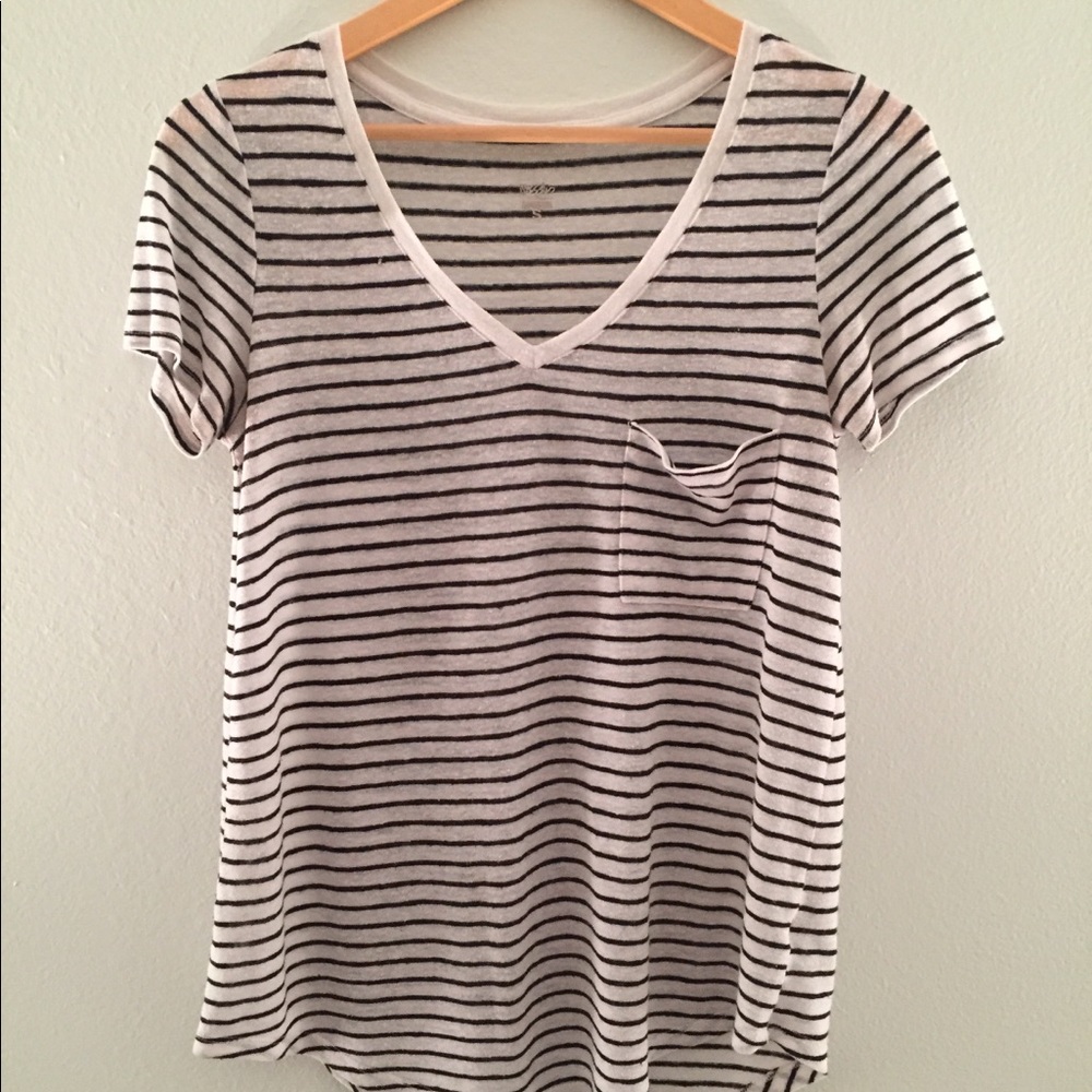 Striped pocket t-shirt